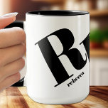 Naam Monogram Initiaal Mok<br><div class="desc">Uw monogram initiaal in grote chique letters samen met uw voornaam eronder is te zien op deze mok - perfect voor jezelf of cadeau. *TIP: Mogelijk moet u de bewerkingstools gebruiken om de plaatsing van uw initiaal aan te passen.</div>