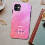 Naam Monogram roze Case-Mate iPhone Case<br><div class="desc">Deze stijlvolle iPhone-draagtas is voorzien van een waterverf wasgoed in tinten roze. Eenvoudig aan te passen met jouw naam en monogram. Met de optie Verdere wijzigingen aanpassen kunt u de tekstgrootte,  stijl of kleur desgewenst wijzigen.</div>