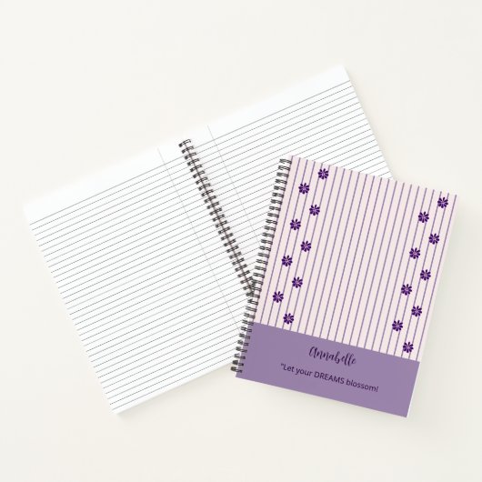 naam & motto Violette strepen en bloemen Notitieboek (Binnen)
