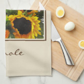 Naam op Kleurrijke Grote Zonnebloemen Print 16x24 Theedoek (Quarter Fold)