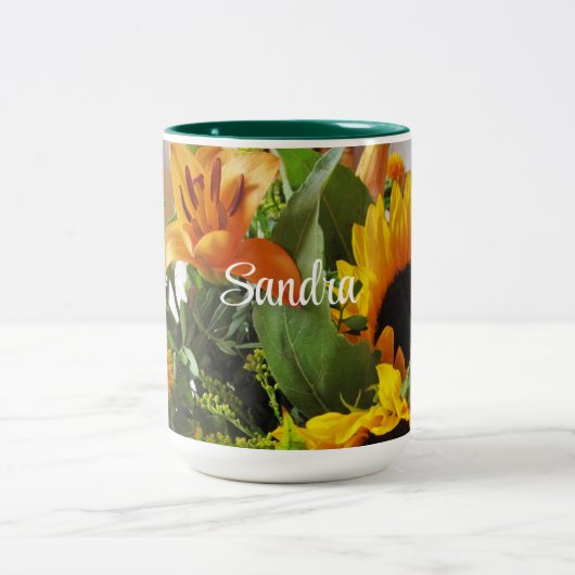 Naam op Mooie Herfst Zonnebloemen 15oz Tweekleurige Koffiemok (Center)