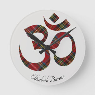 Naam op Plaid Tartan Om Symbool 8-in Ronde Klok