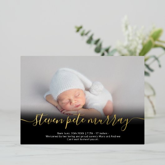 Naam script goudfoto baby geboorteaankondiging folie uitnodiging (Staand Voorkant)