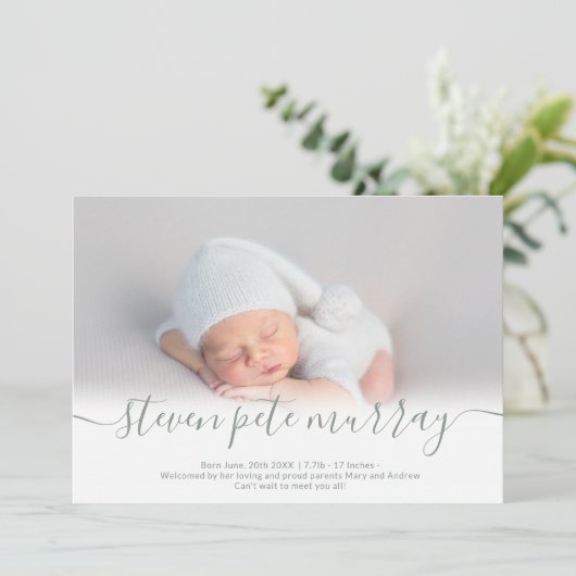 Naam script hartfoto groene jongen baby geboorte aankondiging (Staand voorkant)