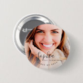 NAAM SCRIPT RONDE BUTTON 5,7 CM (Voorkant /achterkant)