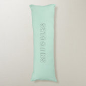 naam "Snuggles" zeelamantgroen Lichaamskussen (Voorkant Verticaal)