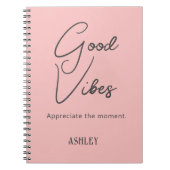 Naam, Stijlvolle Goede Vibes Spaans Roze Spiraal Notitieboek (Voorkant)