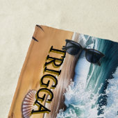 Naam toevoegen, Golden Labrador Dog Running in Wav Strandlaken (In situ)