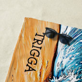 Naam toevoegen, Siberische Husky Splashing in Wave Strandlaken (In situ)