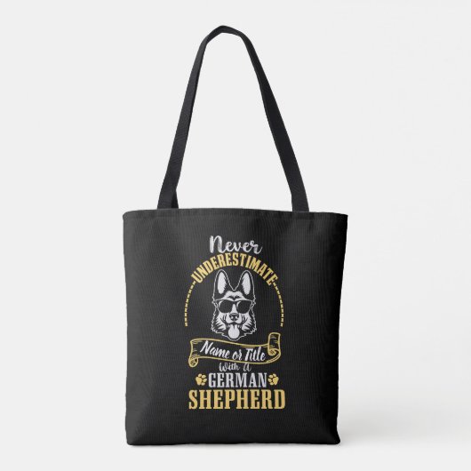 Naam toevoegen / Titel Nooit onderschatten, met ee Tote Bag (Achterkant)