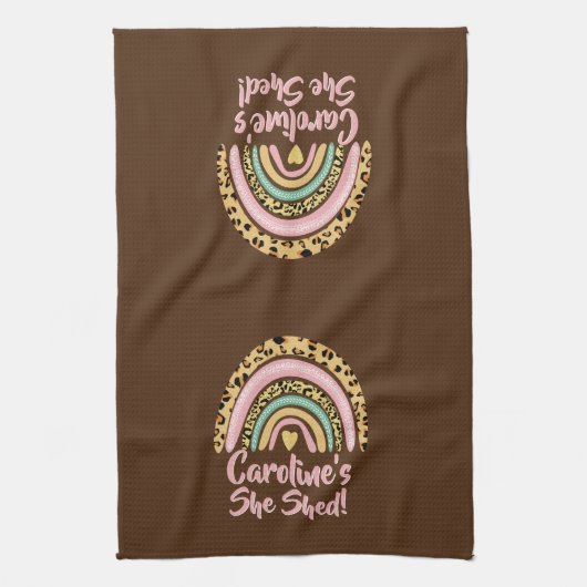 Naam toevoegen: zij heeft de roze regenbooghartsla theedoek (Verticaal)