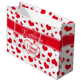 'Naam' Valentijnsdag Rood Random Hearts Patroon Groot Cadeauzakje (Voorkant Gekanteld)
