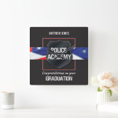 Naam van de douane, Afstuderen van de Politieacade Vierkante Klok (Huis)