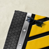 Naam zwart-gele zilvermetalen opzoeken en pijlen t strandlaken (In situ)