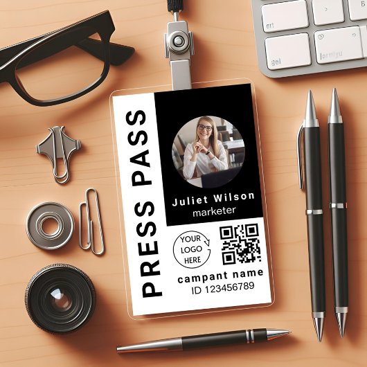 naamkaartjes wit QR-code media pers ID-badge Badge