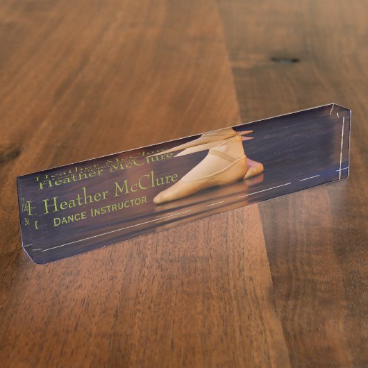 naamplaat van de dansinstructeur naambordje (Zijkant)