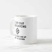 Naar boven gaan met liften koffiemok (Voorkant links)