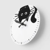 Naar boven gericht zwarte kat ronde klok (Hoek)