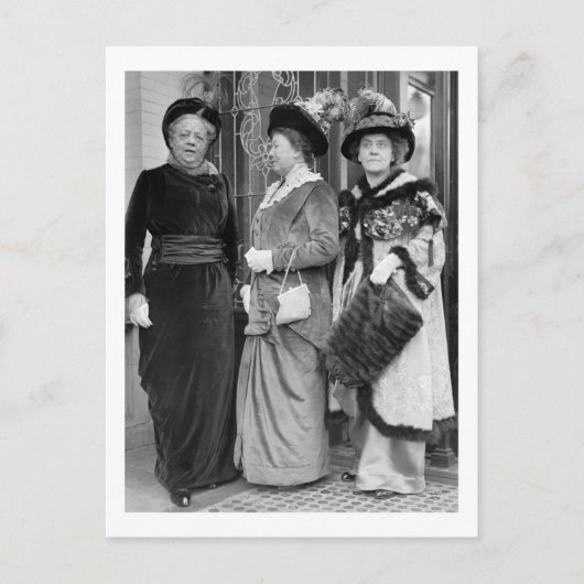 Naar de Nines gedrukt, 1915 Briefkaart (Voorkant)