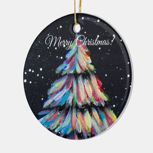 Naar licht getekend keramisch ornament (Links)