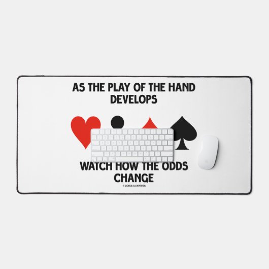 Naarmate het spel van de hand zich ontwikkelt, kij bureaumat (Keyboard & Muis)