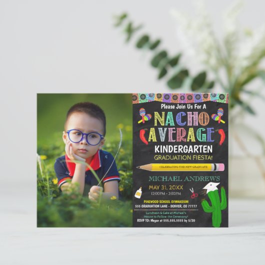 Nacho Gemiddeld Afstuderen Uitnodiging (Staand voorkant)
