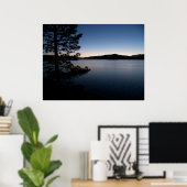 Nacht op het meer poster (Thuiskantoor)
