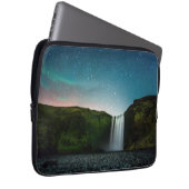 Nacht op Skógafoss Laptop Sleeve (Voorkant Rechts)