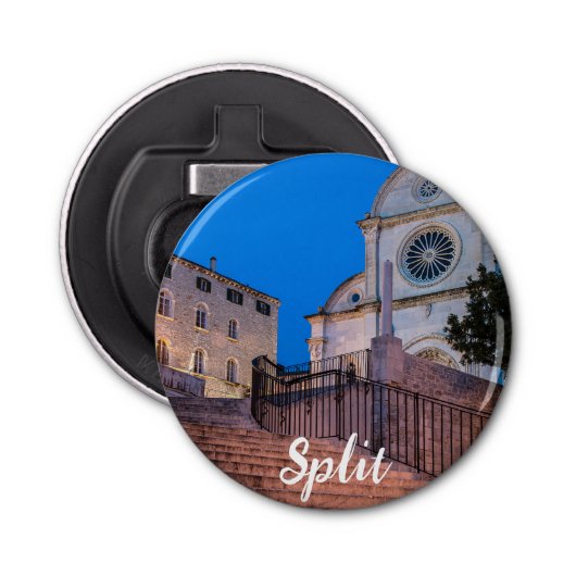 Nacht uitzicht trappen en kerk in Split, Kroatië Button Flesopener (Voorkant)