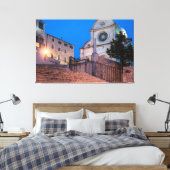 Nacht uitzicht trappen en kerk in Split, Kroatië Canvas Afdruk (Insitu (Slaapkamer))