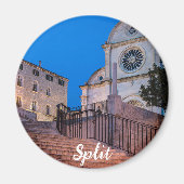 Nacht uitzicht trappen en kerk in Split, Kroatië Magneet (Voorkant)