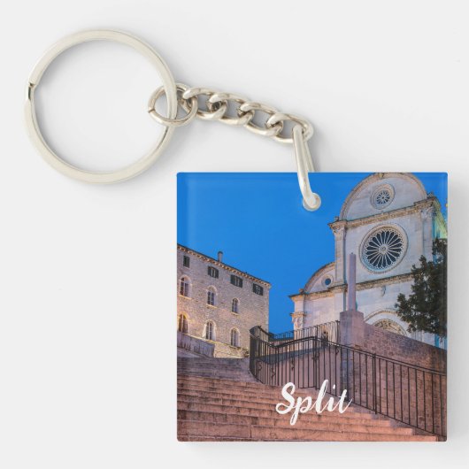 Nacht uitzicht trappen en kerk in Split, Kroatië Sleutelhanger (Voorkant)
