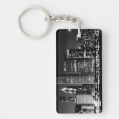 Nacht uitzicht van het beroemde cityscape van Chic Sleutelhanger (Voorkant)