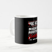 Nachtaccountant Koffiemok (Voorkant links)