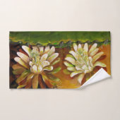 Nachtbloeiende cereus cactus in bloesem bad handdoek (Handdoek)