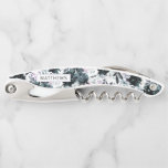 Nachtelijk Bloemen Navy Blauw Bruiloft Monogram Kurkentrekker<br><div class="desc">Nachtelijk Bloemen Waterverf weelderig bloemontwerp met handgeschilderde stengels, wijnstokken, bladeren, bladeren. Kleurrijk marineblauw, stofblauw, donker bijna zwart grijs en hints van Mauve roze. Met Hand getrokken lijnelementen, Swirly Chic Hand Lettered Brush Script Fonts, en Elegant Silver Rectangle Border Lijst - Wedding Monogram Pas getrouwd Keepsake Kurkentrekker! ~ Controleer mijn winkel...</div>