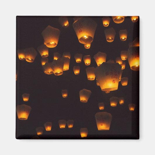 Nachtelijk Uitzicht van Sky Lantern Magneet (Voorkant)