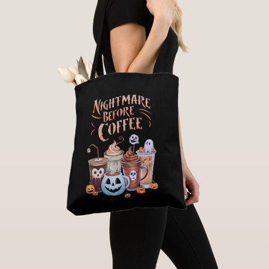 Nachtmerrie voor koffie pompoen specerij Halloween Tote Bag (Dichtbij)