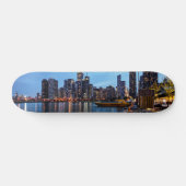 Nachtnacht bij de marine pier persoonlijk skateboard (Horizontaal)