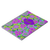 nachtorchideeën voor laptops in het groen notitieboek (Linkerzijde)