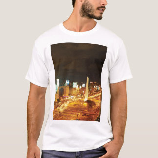 Nachtverkeer en monument t-shirt