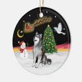 Nachtvlucht - Alaskan Malamute Keramisch Ornament (Links)