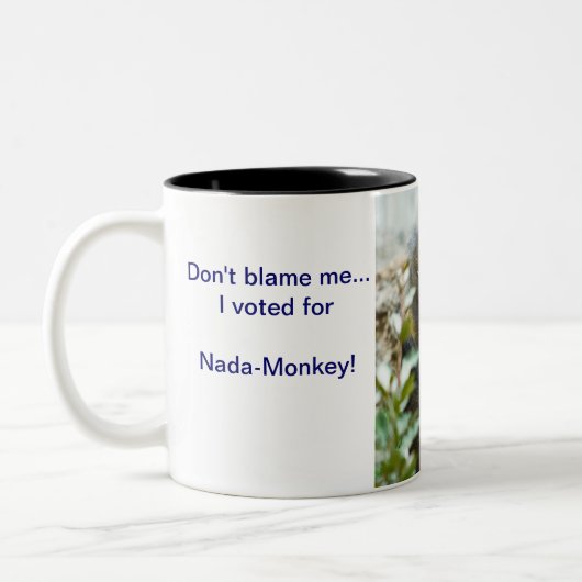 Nada-aap #119 tweekleurige koffiemok (Links)