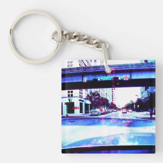 Nadering Hogan Street Sleutelhanger (voorkant)
