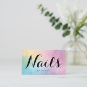Nagel Tech Holografische Pastel Script Typografie Visitekaartje (Staand voorkant)