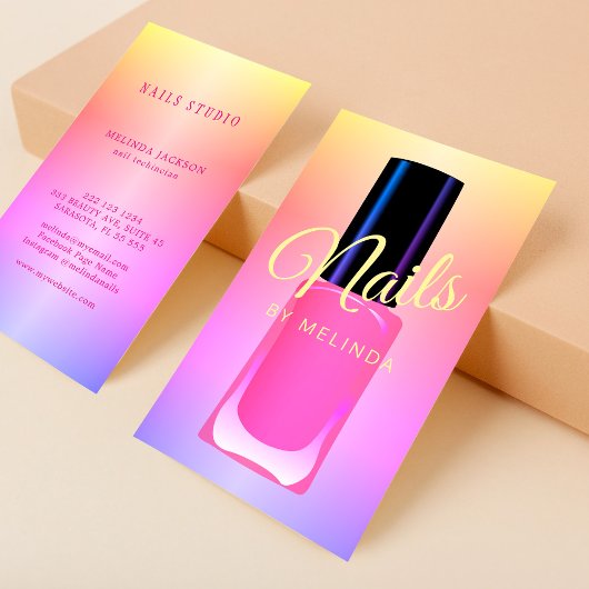 Nagelsalon manicurist modern polish trendy regenbo visitekaartje