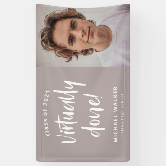 nagenoeg voltooide afstuderen - aankondigingsbanne spandoek (Verticaal)