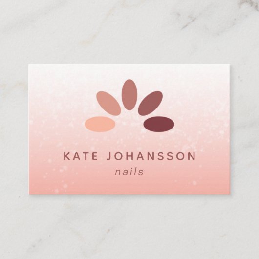Nail Salon Logo Modern Peach Rosy Manicurist Visitekaartje (Voorkant)