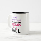 Nail tech All Fun and Games tot Breaks Nail Tweekleurige Koffiemok (Voorkant links)