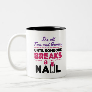 Nail tech All Fun and Games tot Breaks Nail Tweekleurige Koffiemok